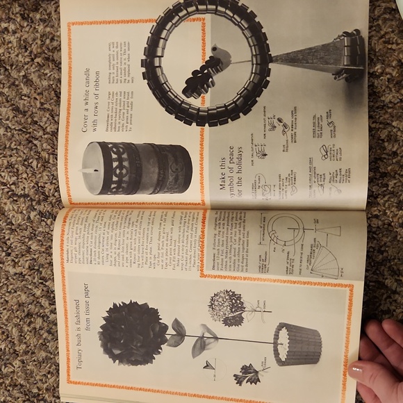 Vintage 1970 Woman's Day Magazines - Picture 5 of 14